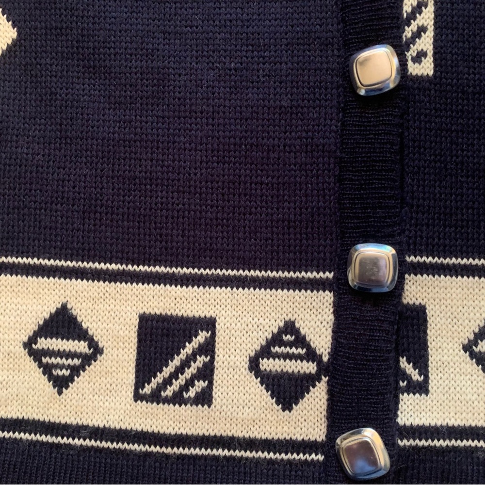 Vintage Pendleton Wool Cardigan Sweater Navy Blue Geometric Made in USA Medium - Picture 7 of 8